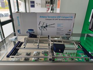 Antena Terrestre UHF Compact 5G Daxis