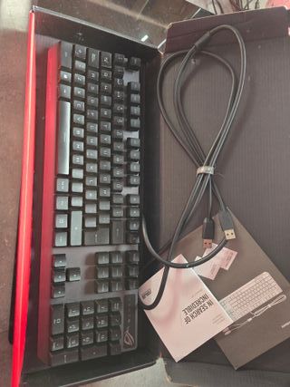 Teclado Asus ROG Strix Scope RX