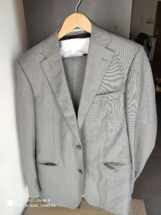 Traje completo gris
