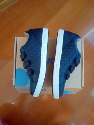 Deportivas niño Mayoral Talla 33