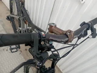 Bicicleta rockrider 6.3 doppia sospensione 26"