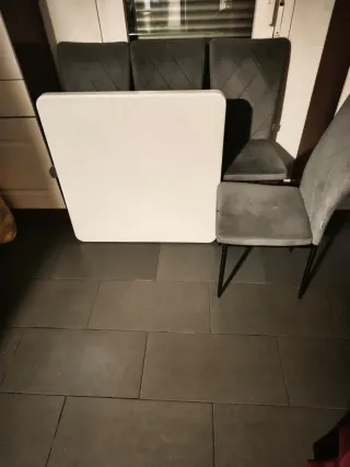 Mesa + 4 sillas - Pack comedor