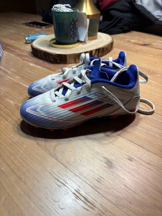 Botas de fútbol Adidas F50 niño talla 31