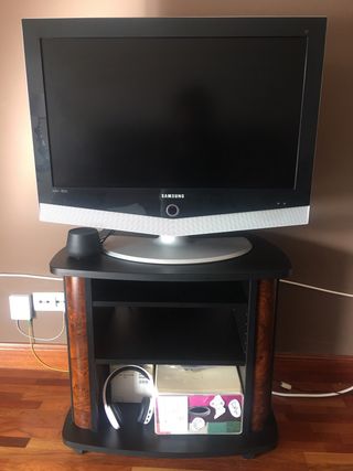 Tele Samsung LCD LE32R51B 32”