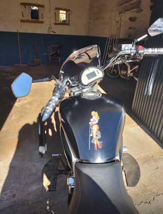 Hyosung GV650 Aquila