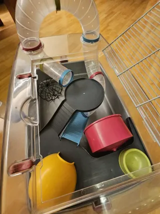 Jaula para Hámster + bola para heno + bebedero