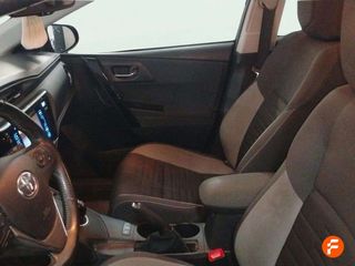 Toyota Auris 1.8 140H Hybrid Active