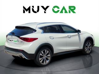 Infiniti QX30 2.0 T Premium Tech AWD 7DCT 155 kW (211 CV)