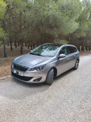 Peugeot 308 SW 2015