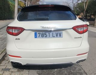 Maserati Levante Granlusso