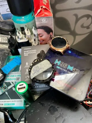 Grande lote de electrónica variada