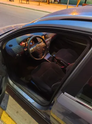 Opel Astra 2006