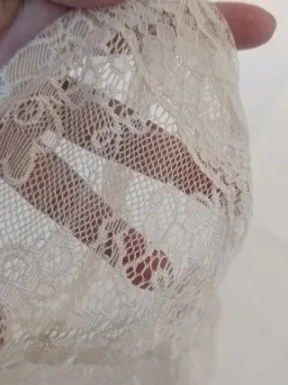 Camiseta lencería encaje beige