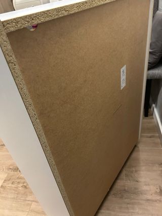 Estantería blanca de madera