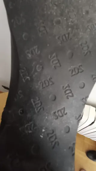 Botas altas de piel negras