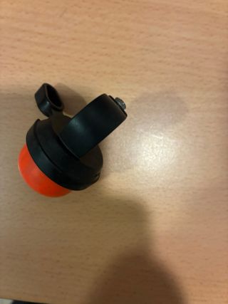 Timbre de bicicleta naranja y negro