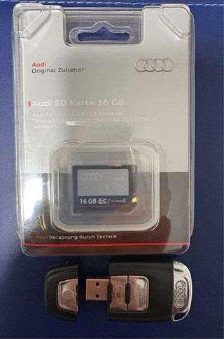 Audi Llave USB 2GB + SD 16GB Original Nueva
