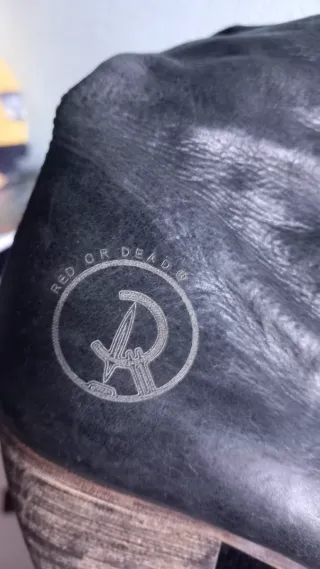 Botas altas de piel negras