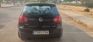 Volkswagen Golf V GTI (DSG)