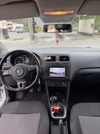 Volkswagen Polo 2014