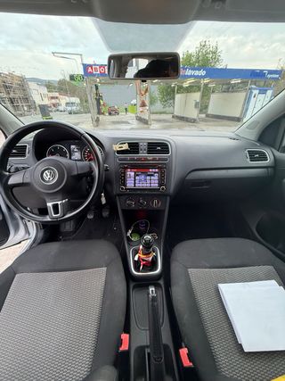 Volkswagen Polo 2014