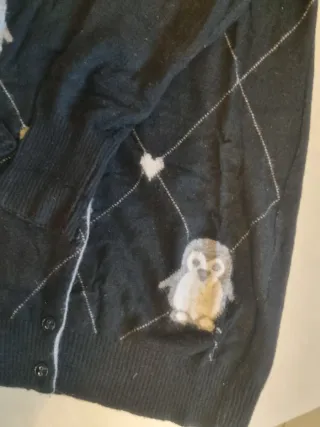 Cardigan ANGELAF nero con cuori e pinguini