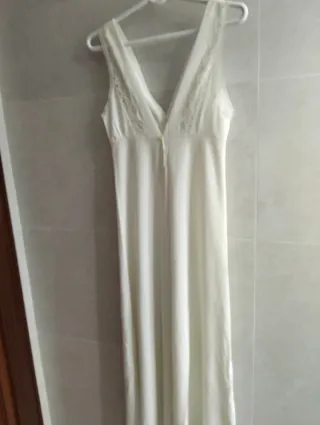 Conjunto camisón y bata encaje