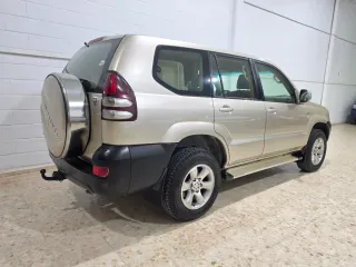 Toyota Land Cruiser 8 plazas