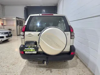 Toyota Land Cruiser 8 plazas