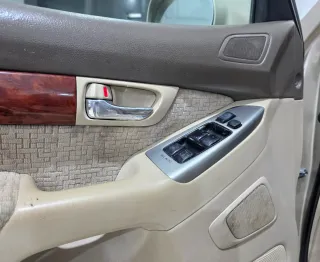 Toyota Land Cruiser 8 plazas