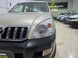 Toyota Land Cruiser 8 plazas