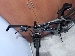 Bicicleta MTB Mondraker