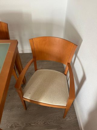 Mesa y 6 Sillas Comedor Madera Yecla