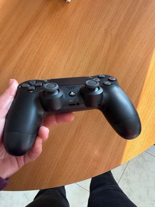 PS4 Slim 500GB Fortnite Edition + Mando