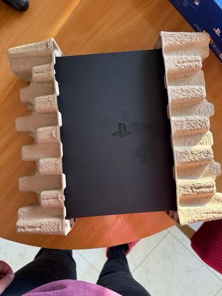 PS4 Slim 500GB Fortnite Edition + Mando