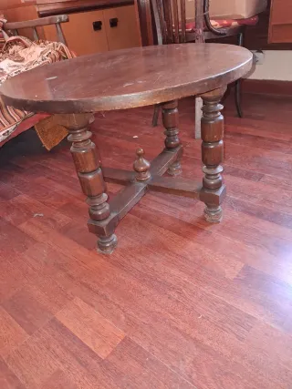 Mesa de madera para restaurar.Antigua.