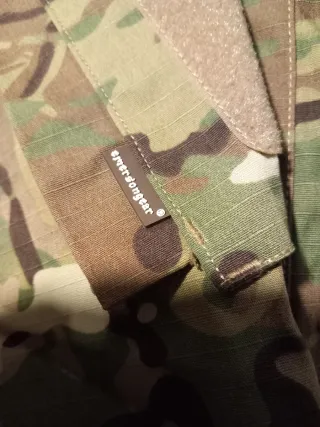 Traje Táctico Camuflaje
