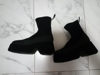 Botines  pies pequeños.