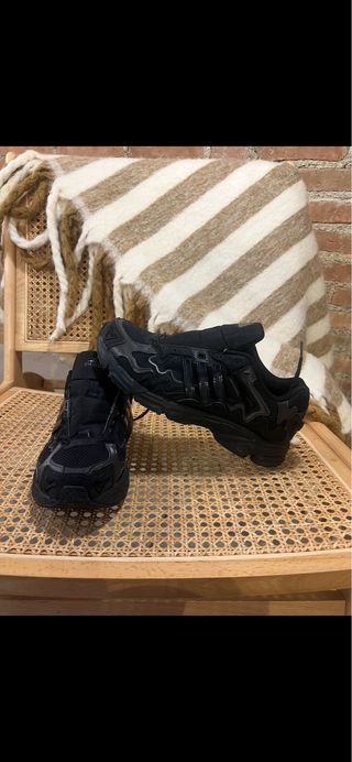 Zapatillas Adidas Talla 43 Negras BUD BUNNY RESP