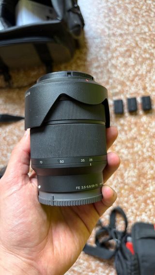 Sony Alpha 7II + Obiettivo 28-70mm + Accessori