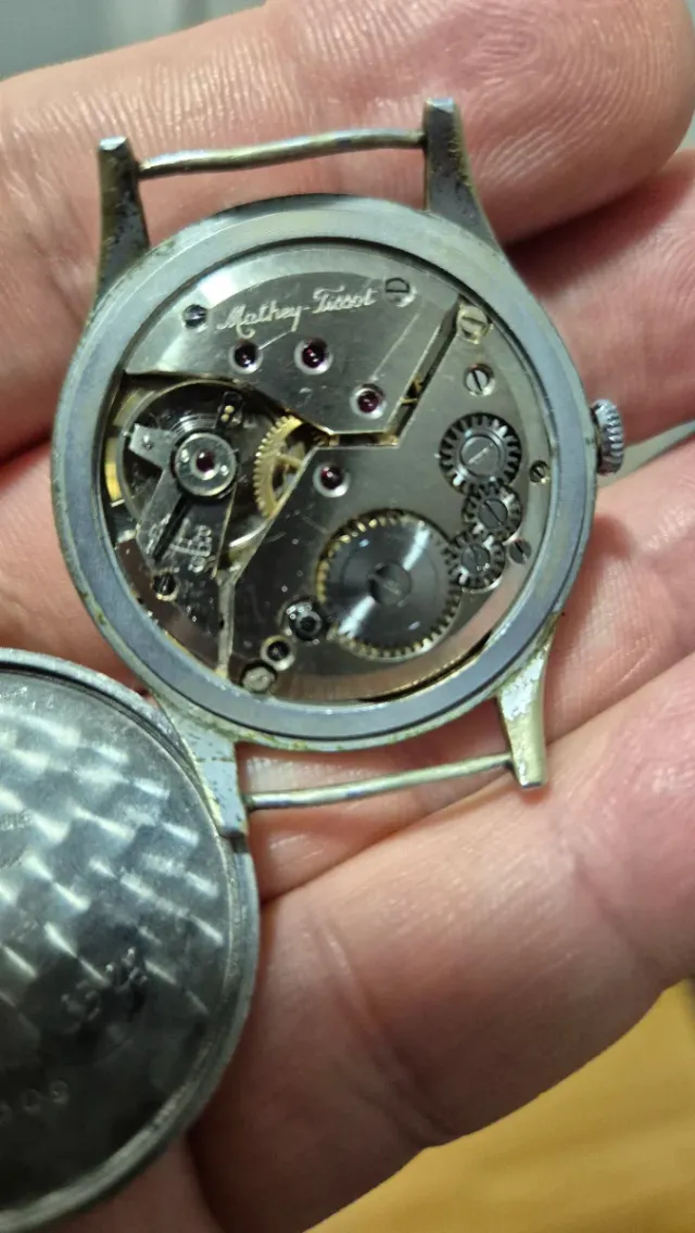 Reloj MATHEY- TISSOT