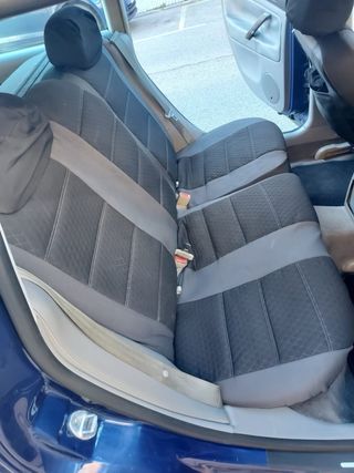 Volkswagen Passat 2001