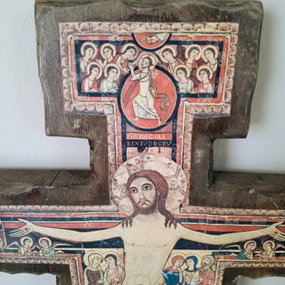 Crocifisso da parete in legno