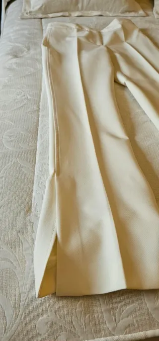 Pantalón flare beige de vestir