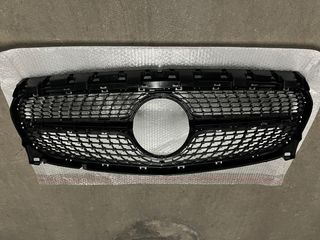 Parrilla original de diamante Mercedes CLA 2018