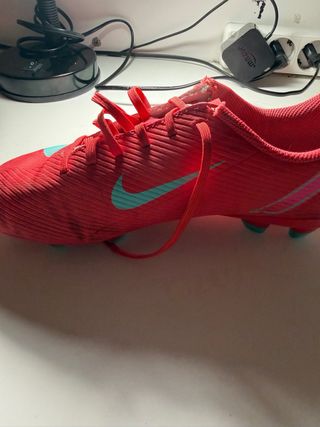 Nike Mercurial Zoom Vapor 16 Club FG/MG Rojas
