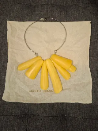 Collar Adolfo Dominguez Plata y Amarillo