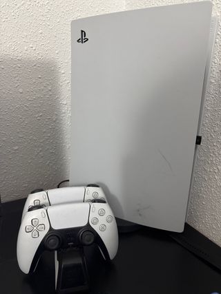 Consola PS5 Edición Digital + 2 Mandos