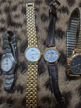 Lotto di 6 orologi Lotus