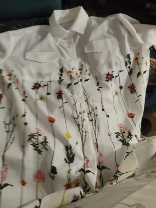 Camisa mujer flores blanca
